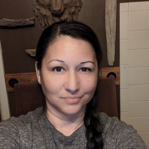 Meet your Posher, Elvia